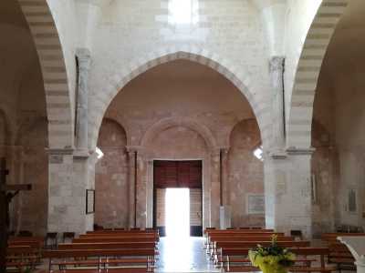 Ogni angolo di questa Basilica del resto trasuda storia e rappresenta un perfetto connubio tra Occidente e Oriente